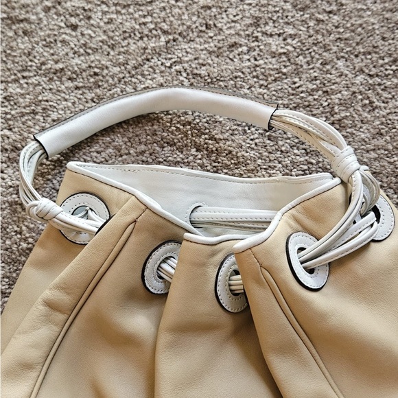 Adrienne Vittadini - Beige w/white - Picture 2 of 4